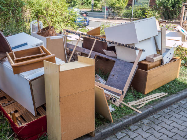 Best Commercial Junk Removal  in Freeburg, IL